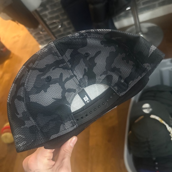 New Era Black and Gray Raiders Snapback Hat - Picture 3 of 4